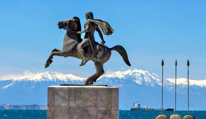 Άγαλμα Μεγάλου Αλεξάνδρου, Βασιλέα των Μακεδόνων